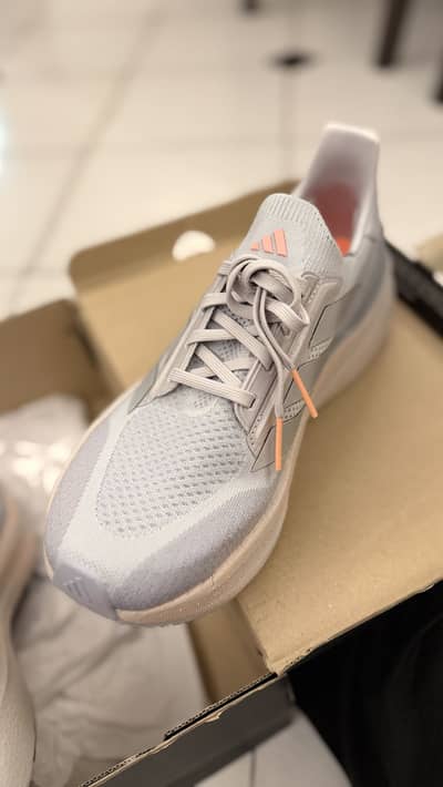 Addidas Ultra boost 5x Shoes