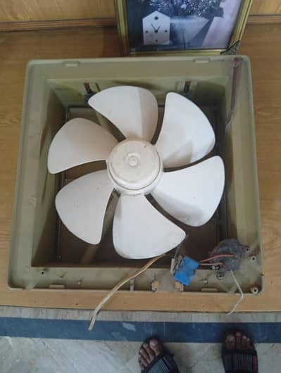 pak fan exhaust fan 12 inch gud condition