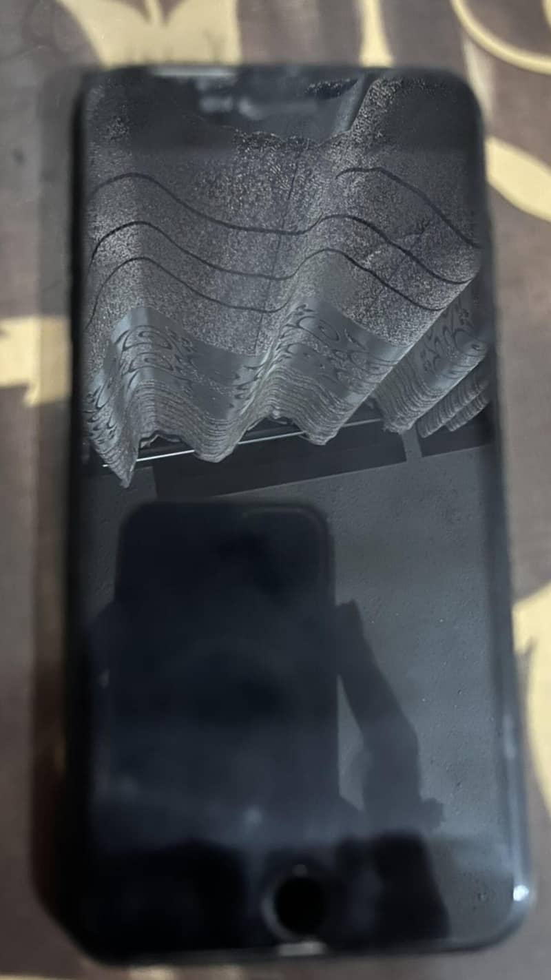 Apple iPhone 7 Plus 2