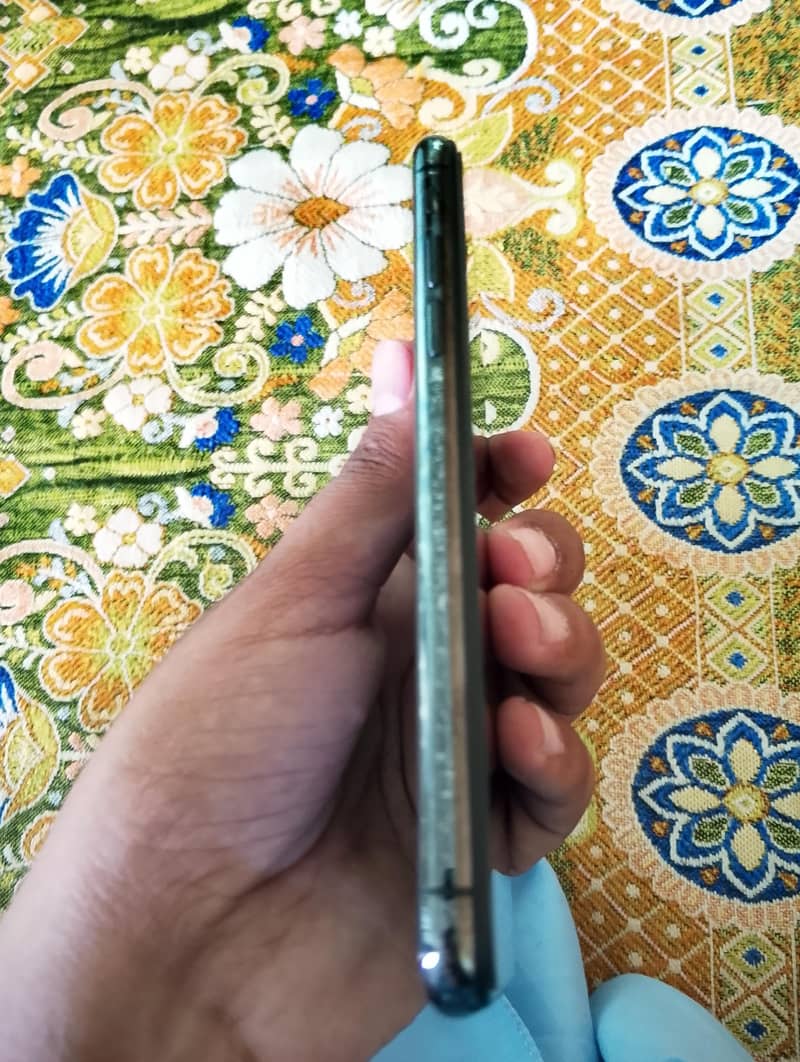 Apple iPhone X 2
