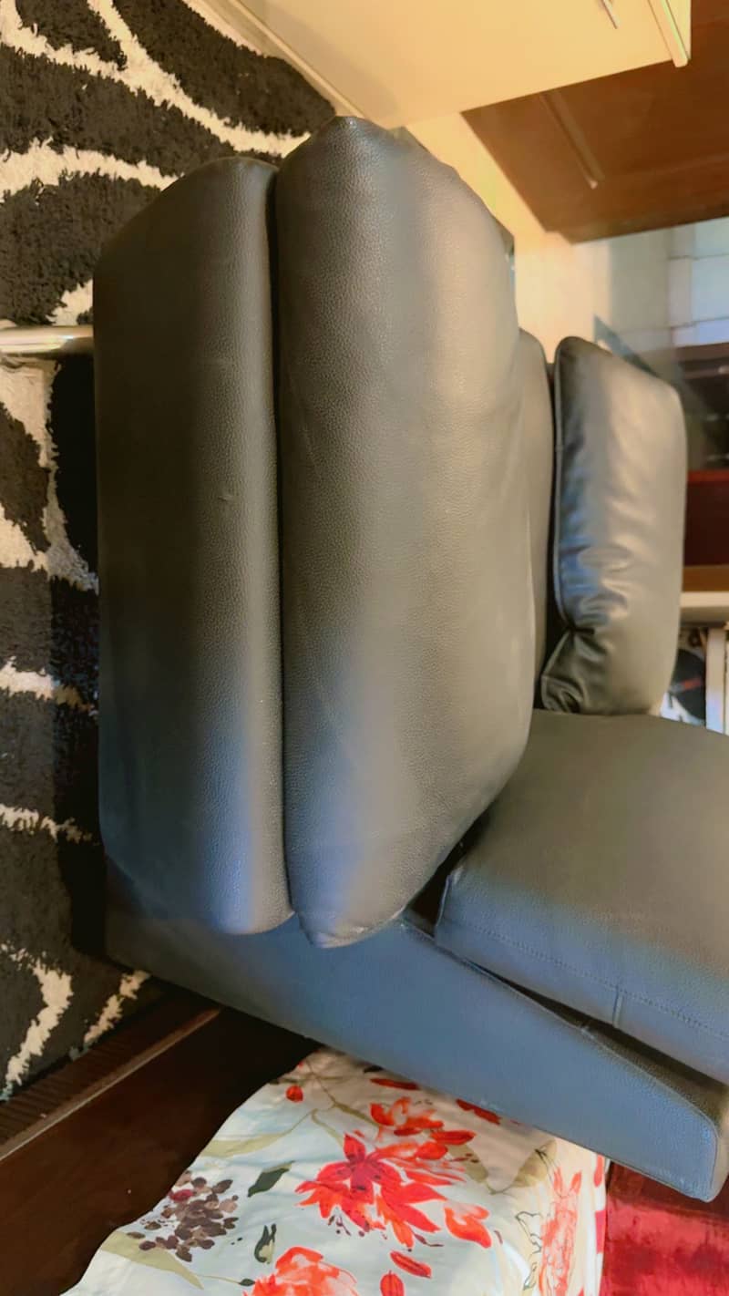 Black single couch 5