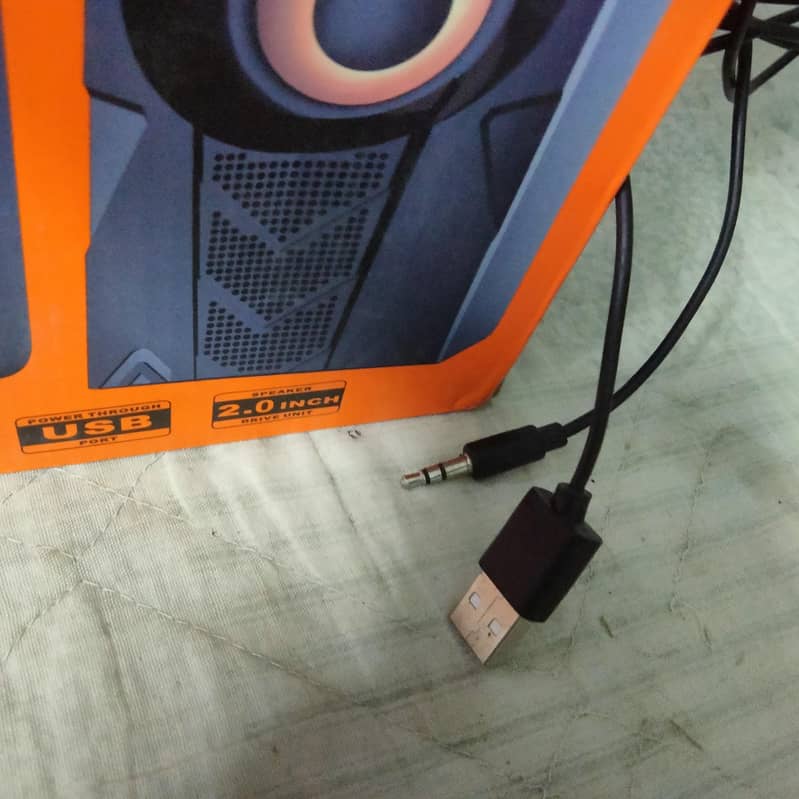 computer laptop speaker 3
