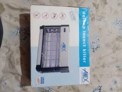 INSECT KILLER LAMP