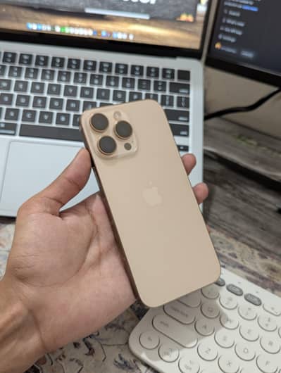 iPhone 16 Pro Max (Desert Titanium)
