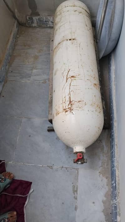 Complete CNG Kit with 55kg Cylinder and Stand for Sale
