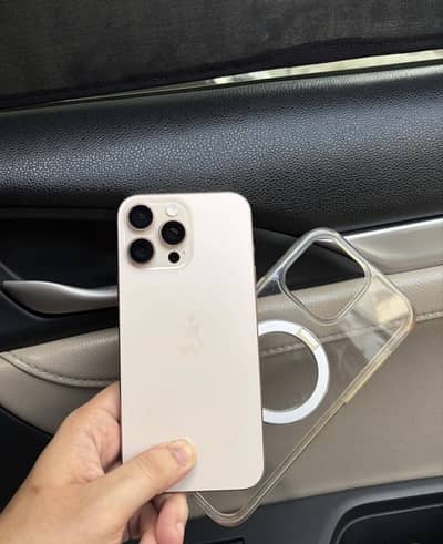 iPhone 16 Pro Max 256 gb J. v
