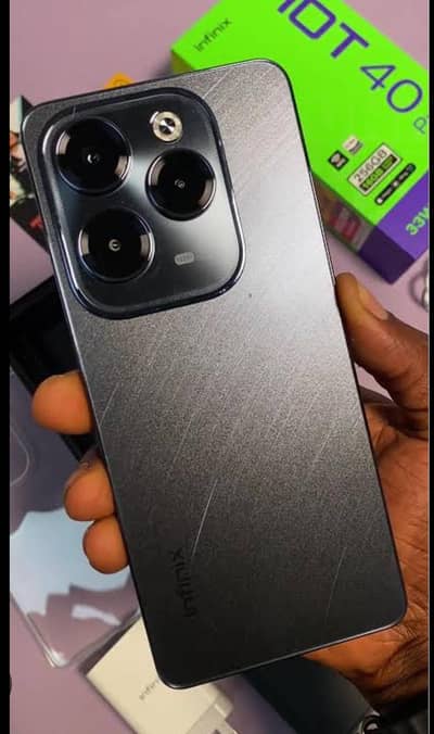 Infinix Hot 40 Pro