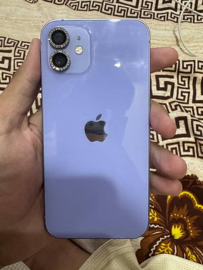 Apple iPhone 12