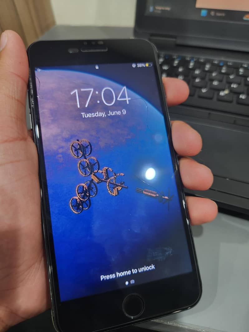 Apple iPhone 7 Plus 3