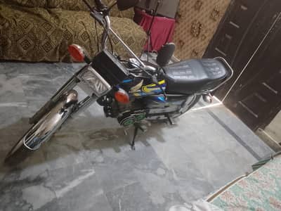 Honda 125 5 total geniun condition for sale peso ki zrort