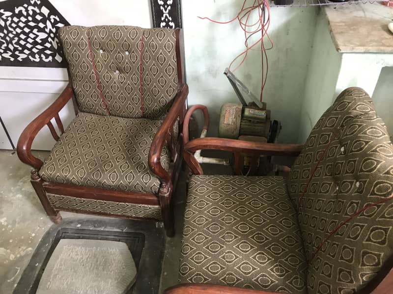 Sofa set with table 1