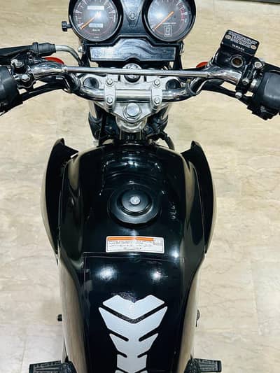 Yamaha ybr 125g