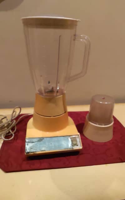 Heavy duty machine juicer ginder