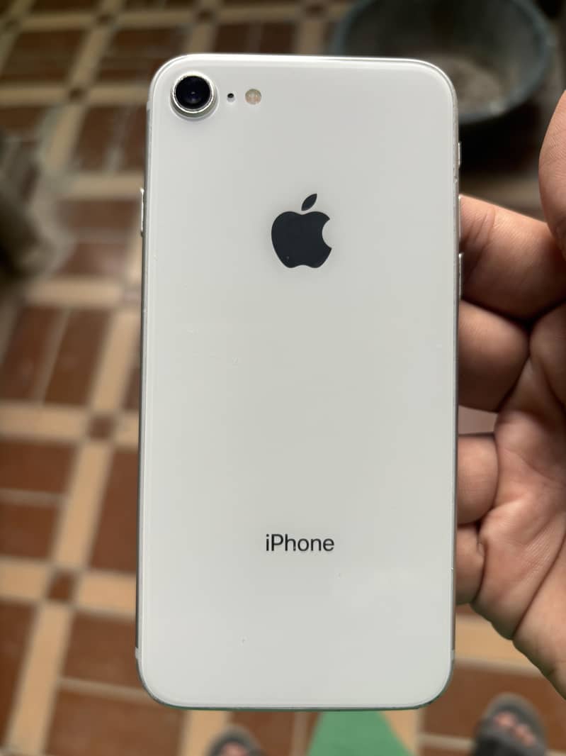 Apple iPhone 8 0