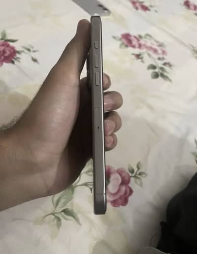 Iphone 15 por max     pta.      256. ://///03247911500