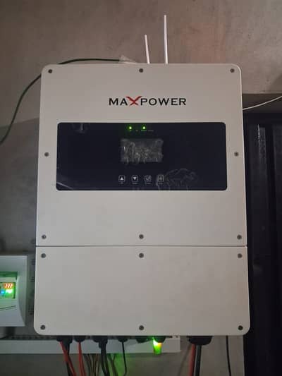 8kw Maxpower Hybrid inverter Available For Sale