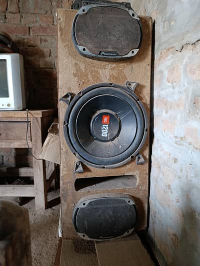 JBL 12 inch woofer 4 channel amp petition 10 by 10