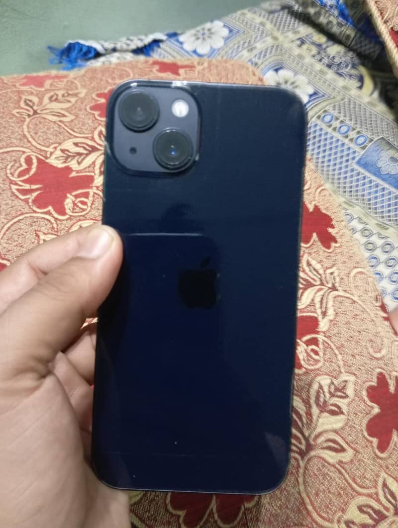 Apple iPhone 13 3