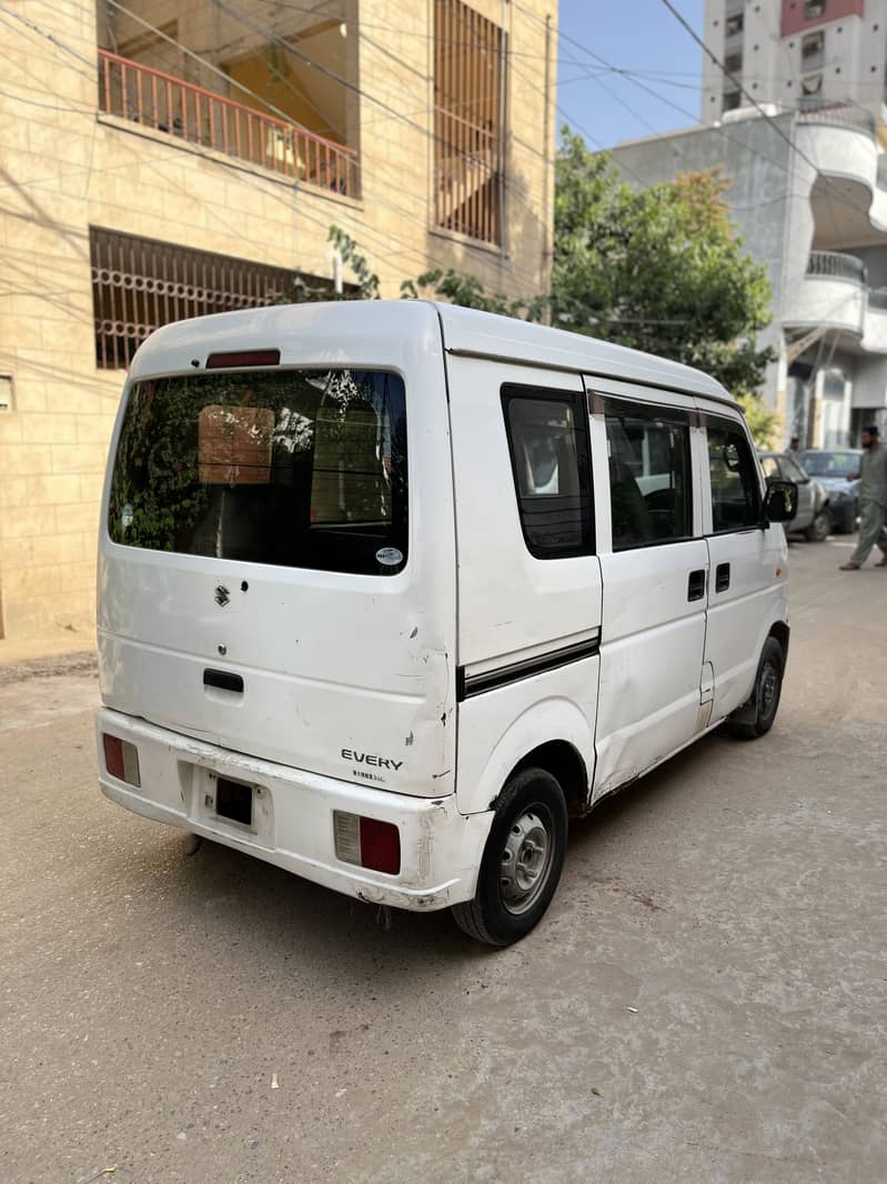 Suzuki Every 2012 12