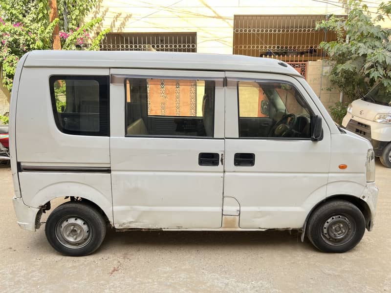 Suzuki Every 2012 13