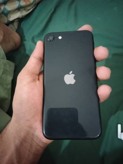 Apple iPhone SE