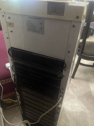 Izone water dispenser