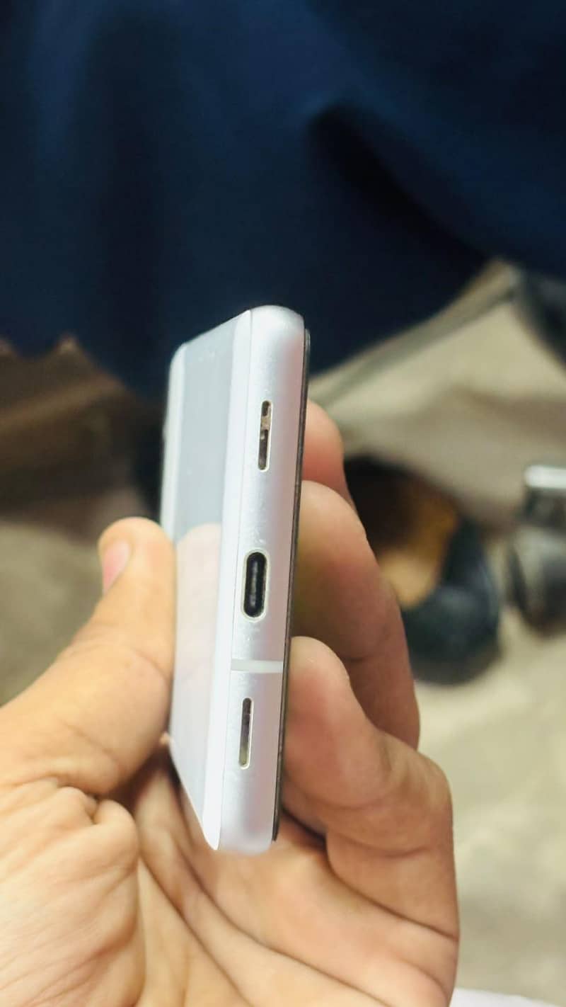 Google Pixel 7a 7