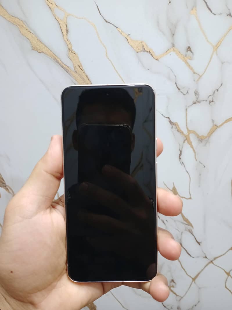 Google Pixel 8 1