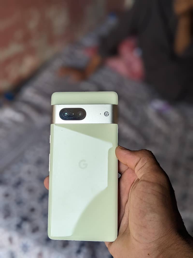 Google Pixel 7 5