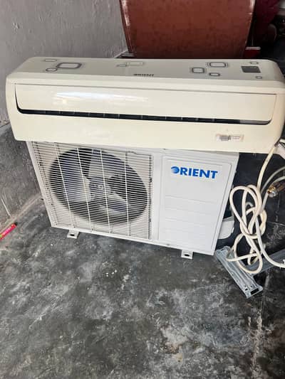 Orient AC Good condition