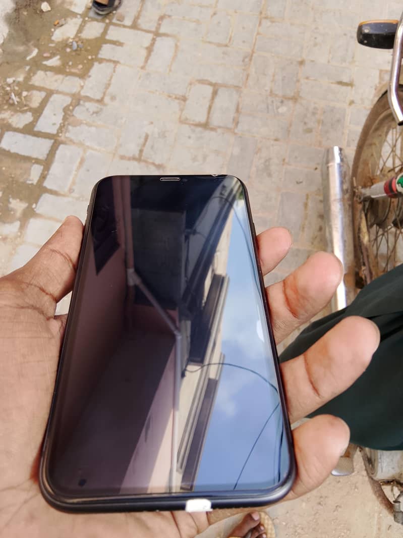Apple iPhone 11 2