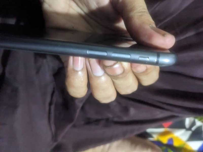 Apple iPhone 11 2
