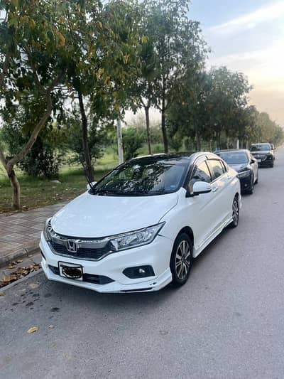 Car available for rent in islambad