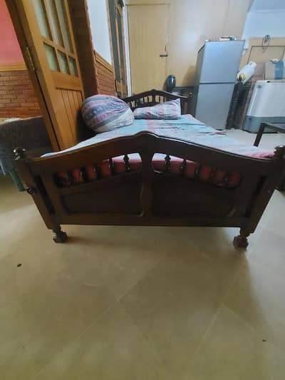 Solid Tali Wood Single bed with mattress