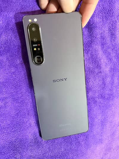 Sony xperia 1 iv