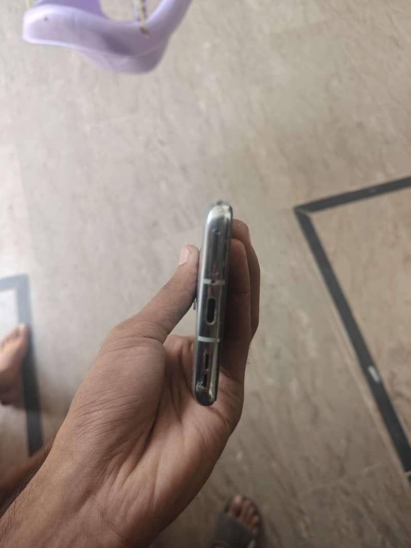 One Plus 9 Pro 5