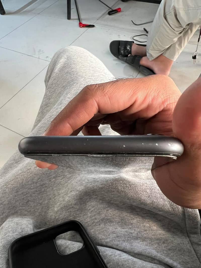 Apple iPhone 11 5