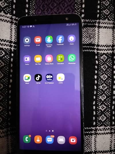 Samsung Mobile J6
