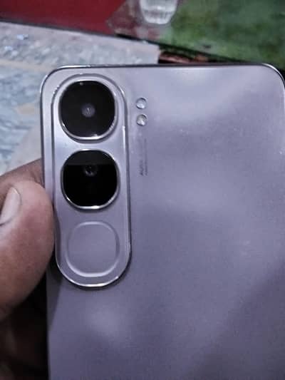 Vivo Y200 16g. 256gb box and charger