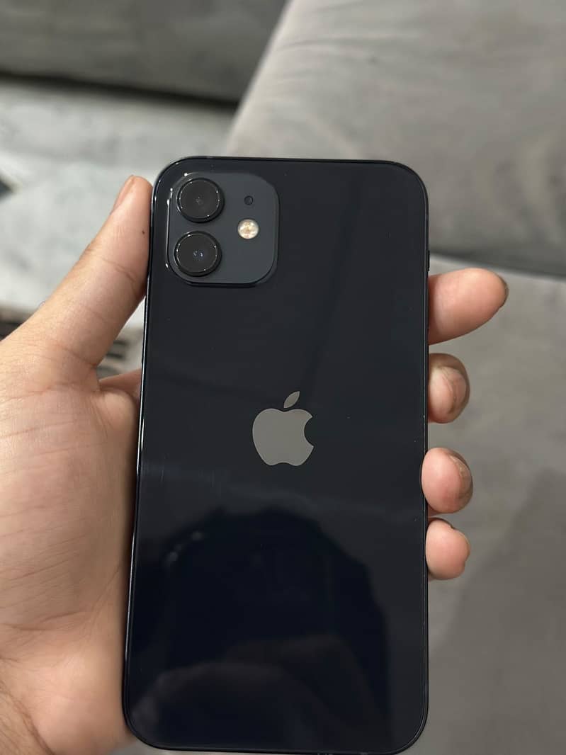 Apple iPhone 12 0
