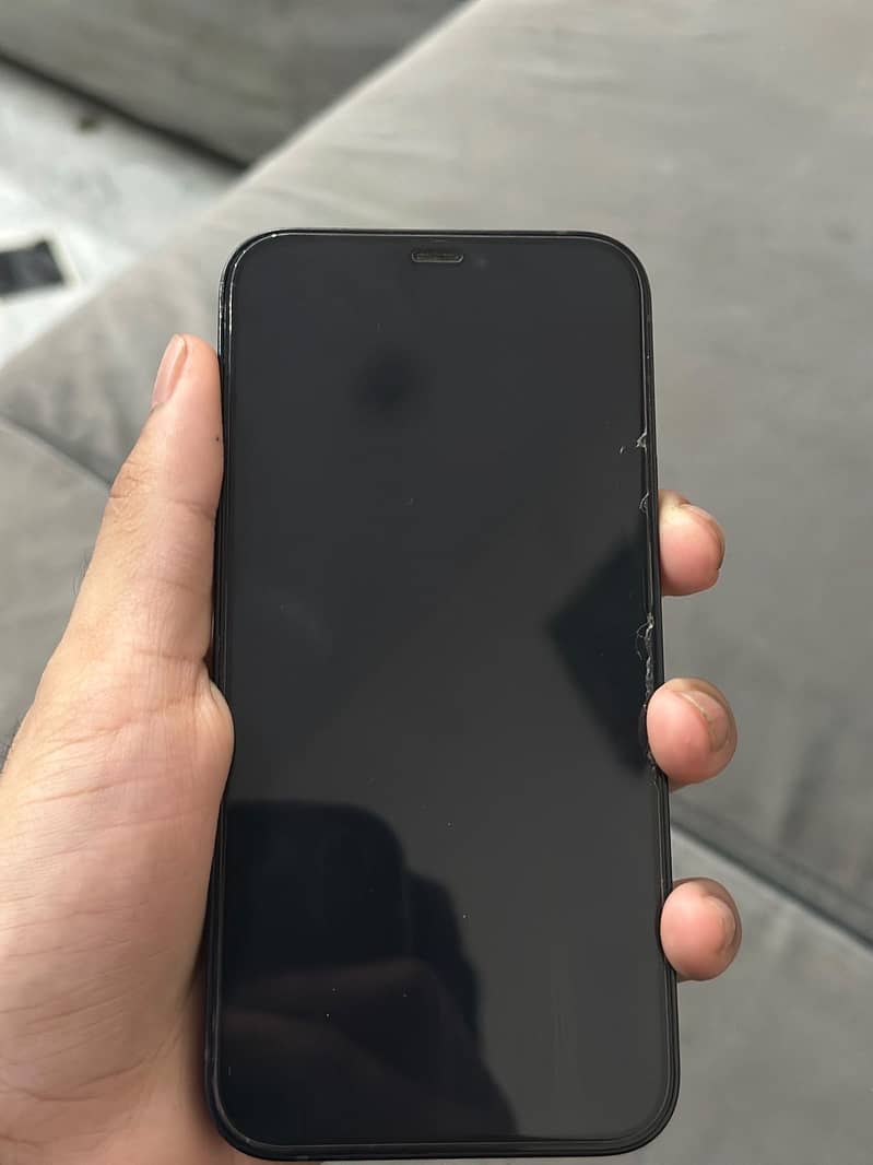 Apple iPhone 12 5