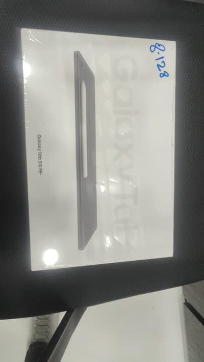 Samung S10 Fe+ tablet with official warranty