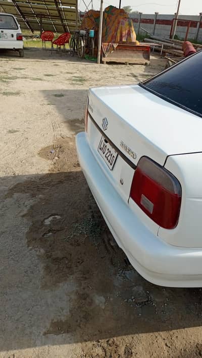 Suzuki Baleno 2000