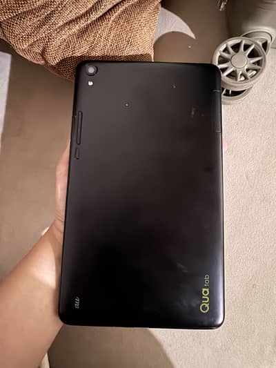 Au Qua tablet