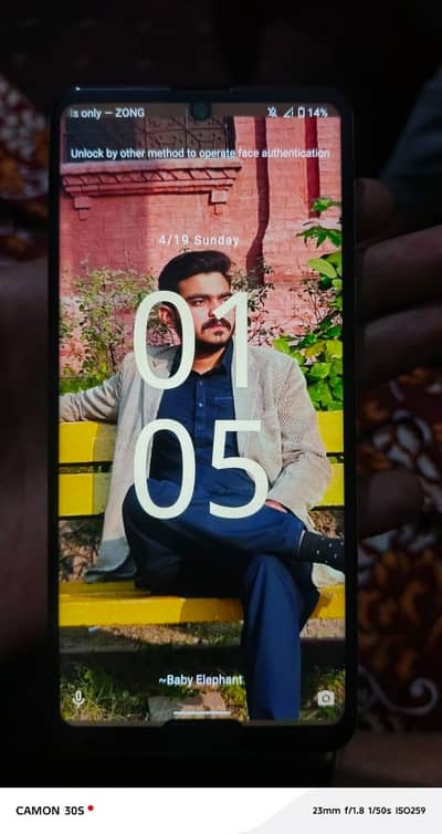 Sharp Aquos R5G