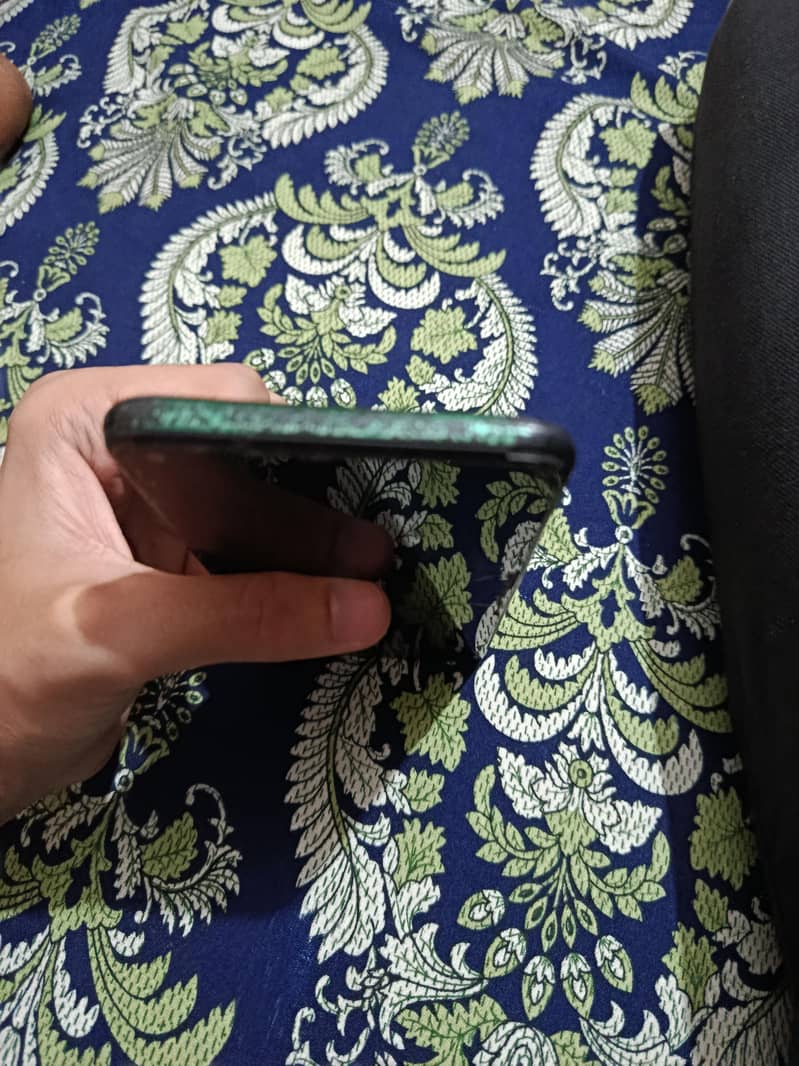 Infinix Note 7 4