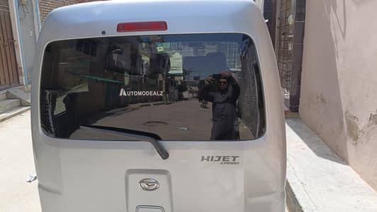 Daihatsu Hijet 2014