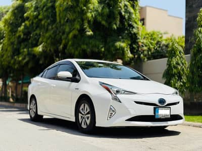 Toyota Prius 2018