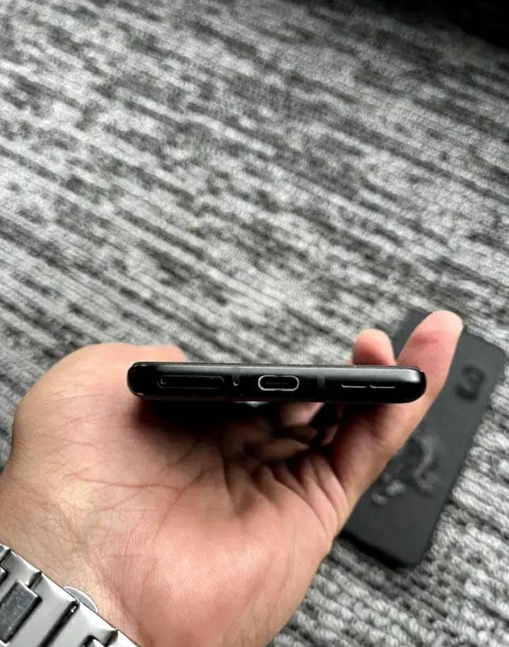 One Plus 9 Pro 4