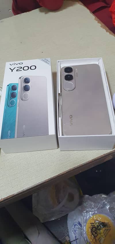 Vivo Y200 complete box 8+8 256